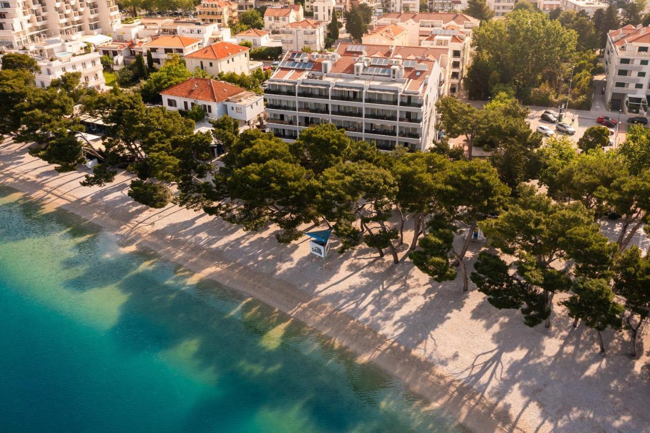 9 Aparthotel 4*