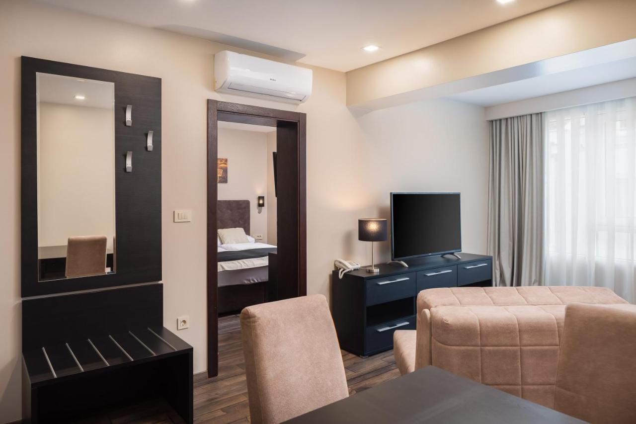 Aparthotel 9 4*