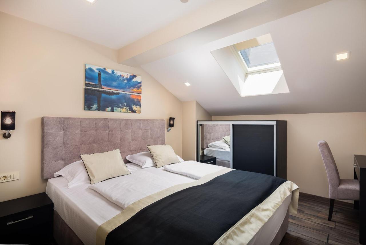 Aparthotel 9 4*