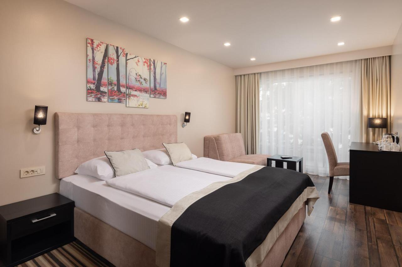 Aparthotel 9 4*