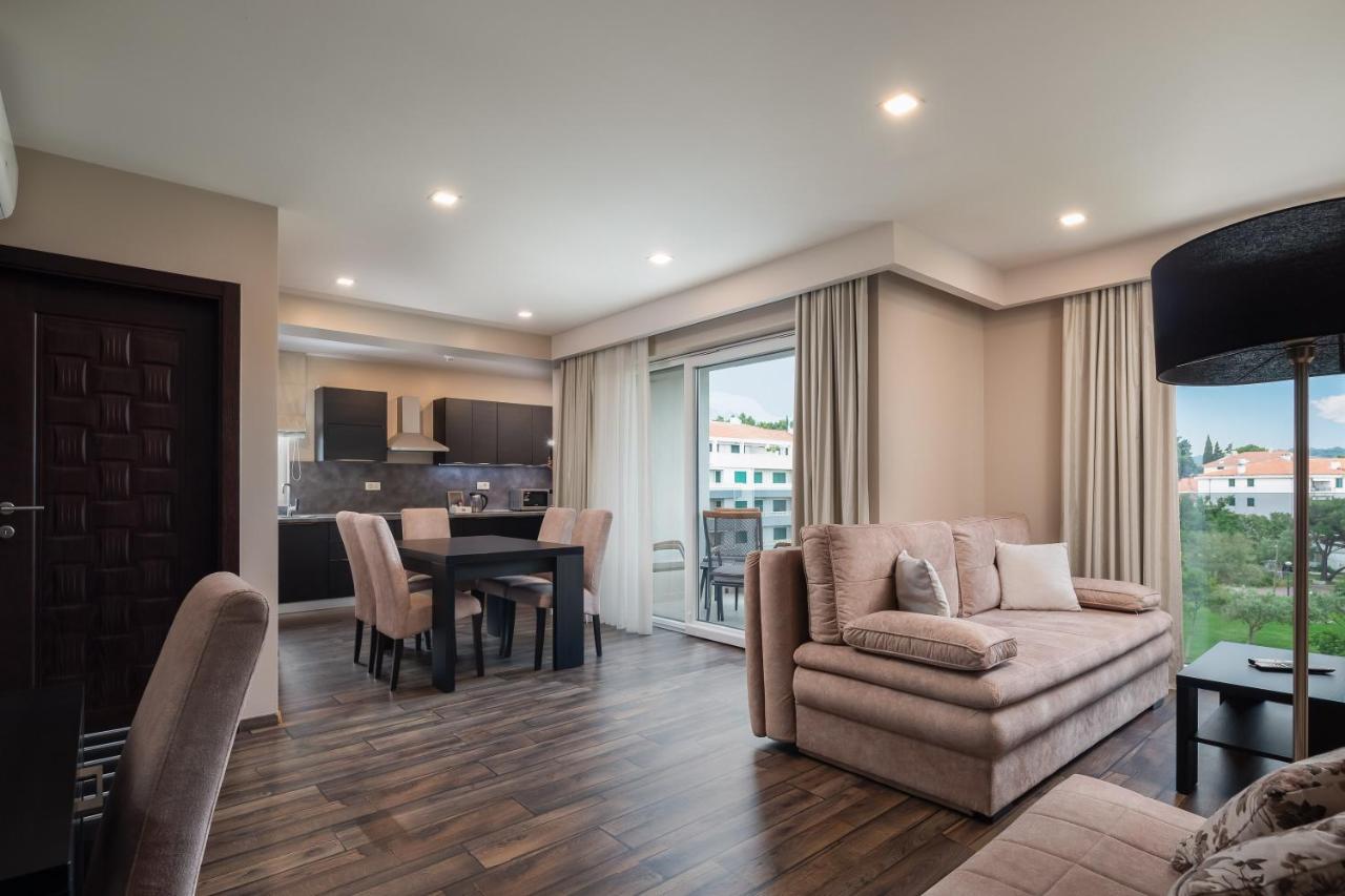 9 Aparthotel Makarska